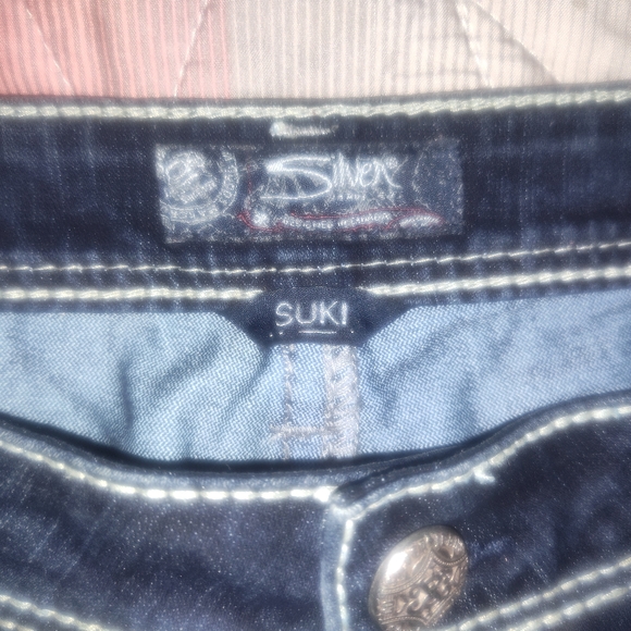 Silver Jean Co crop jeans size 24 - Picture 7 of 8